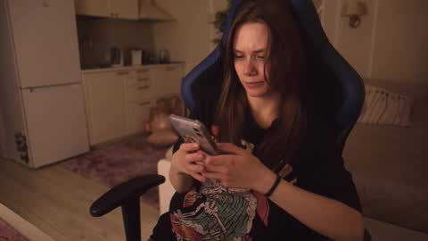 Snapshot of alexa_feels chatting on 09.21.25 Little Duck homie online show from 09.21.25