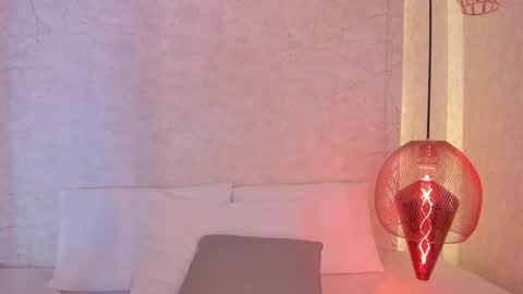 Alexa Millers online show from 11.27.25