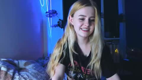 Snapshot of alexa_pirs chatting on 02.18.25 alexa_pirs online show from 02.18.25