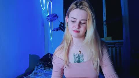 Snapshot of alexa_pirs chatting on 03.11.25 alexa_pirs online show from 03.11.25