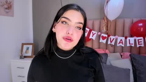 Alexa Thaylor online show from 02.16.25