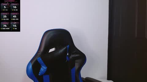 Snapshot of alexaa08 chatting on 12.17.25 Alexandra 3 online show from 12.17.25