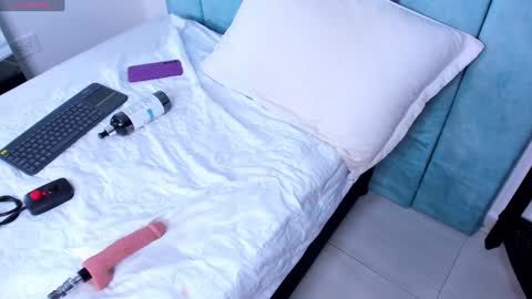 alexaa_small online show from 12.28.24