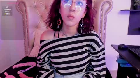 Snapshot of alexafoxy18 chatting on 01.16.25 ALEXA online show from 01.16.25