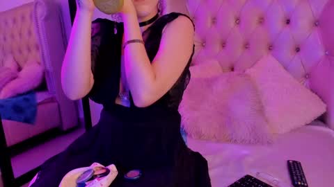 Snapshot of alexafoxy18 chatting on 01.30.25 ALEXA online show from 01.30.25