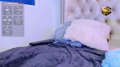 Snapshot of alexafoxy18 chatting on 02.23.25 ALEXA online show from 02.23.25