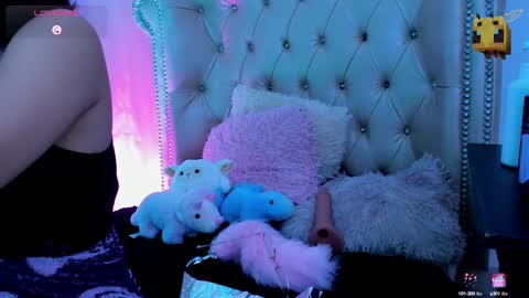 Snapshot of alexafoxy18 chatting on 03.11.25 ALEXA online show from 03.11.25