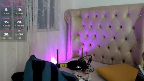 Snapshot of alexafoxy18 chatting on 09.21.25 ALEXA online show from 09.21.25