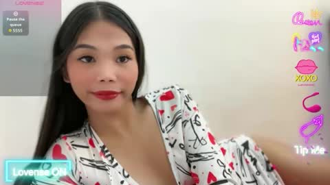 Snapshot of alexaloove chatting on 05.01.26 alexa online show from 05.01.26