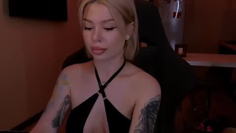 Alexa Mason online show from 11.29.25