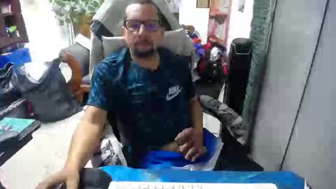 Snapshot of alexamdergal chatting on 02.24.25 Alexamdergal online show from 02.24.25