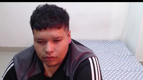 Snapshot of alexander_clithot chatting on 12.18.25 alexander online show from 12.18.25