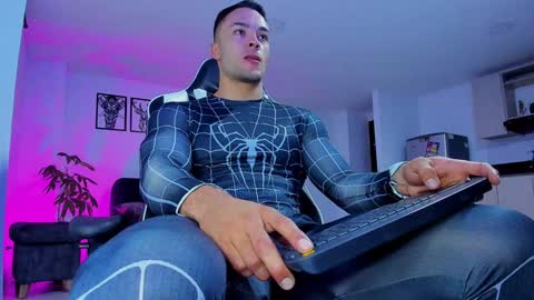 Alex Collin online show from 12.19.24