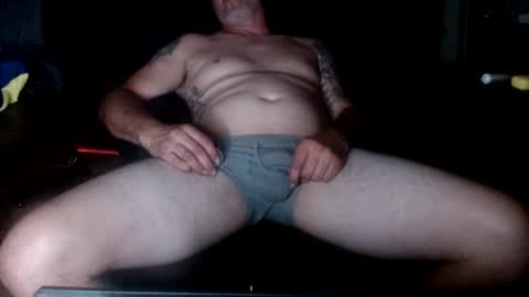 Snapshot of alexanderbloo chatting on 09.11.25 Sean online show from 09.11.25