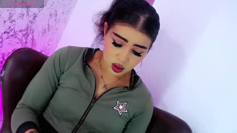 Snapshot of alexandra_evanz chatting on 02.22.25 Alexandra Spellman online show from 02.22.25