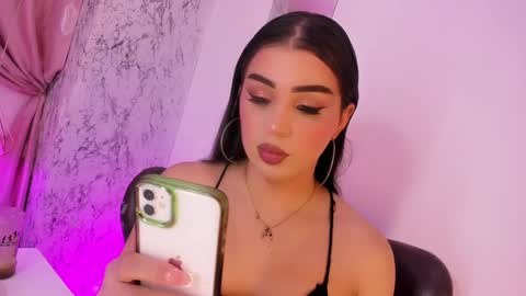 Snapshot of alexandra_evanz chatting on 03.06.25 Alexandra Spellman online show from 03.06.25