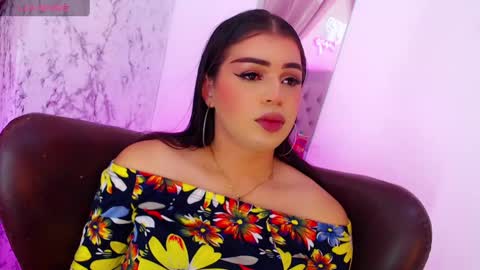 Snapshot of alexandra_evanz chatting on 03.11.25 Alexandra Spellman online show from 03.11.25