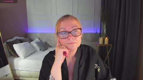 Alexandra online show from 12.11.24