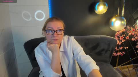 Alexandra online show from 12.14.24