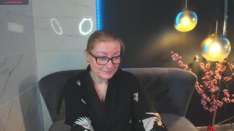 Alexandra online show from 12.19.24