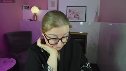 Alexandra online show from 02.07.25