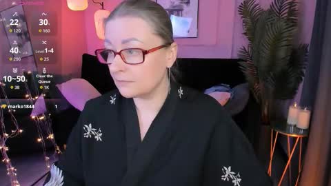 Alexandra online show from 02.10.26