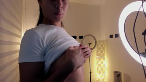 Alexandra Rodriguez online show from 02.03.26