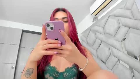 Snapshot of alexandra_wonder69x chatting on 05.30.26 Alexandra ig alexandraax09 online show from 05.30.26