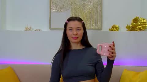 AlexandraBloom online show from 02.10.26