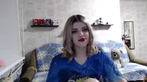 Snapshot of alexandraermes chatting on 02.17.25 AlexandraErmes online show from 02.17.25
