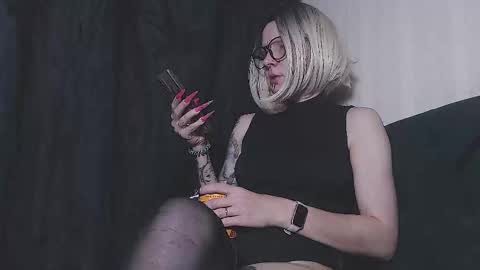 Alexandra online show from 11.18.25