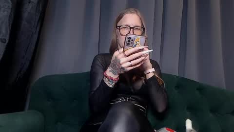 Alexandra online show from 04.05.26