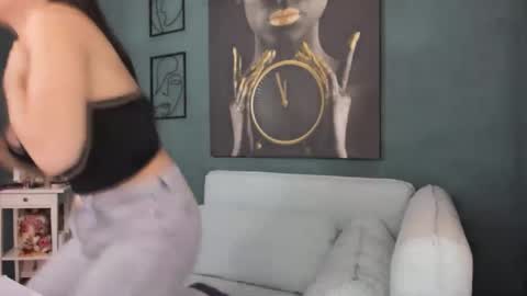 AlexaNikole online show from 04.06.26