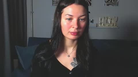 Snapshot of alexasven chatting on 05.11.26 Alex DONT FORGET GIVE ME THUMBS UP online show from 05.11.26