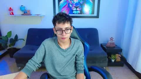 Snapshot of alexcum_18 chatting on 07.01.26 alex online show from 07.01.26