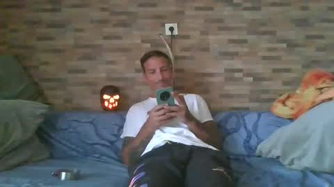 Snapshot of alexdelarge23 chatting on 10.27.25 alexdelarge23 online show from 10.27.25