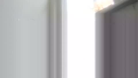 Snapshot of alexdutrow75 chatting on 11.09.25 JamesB online show from 11.09.25