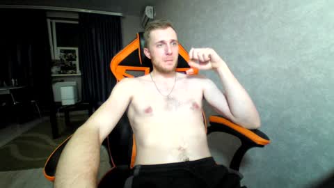 Snapshot of alexfox2018 chatting on 12.17.24 Alex online show from 12.17.24