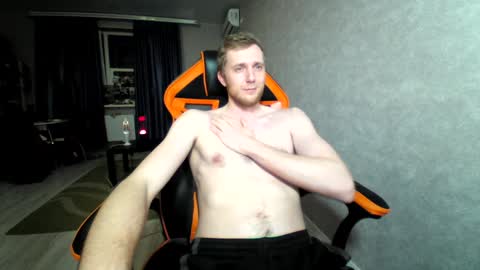 Snapshot of alexfox2018 chatting on 01.26.25 Alex online show from 01.26.25