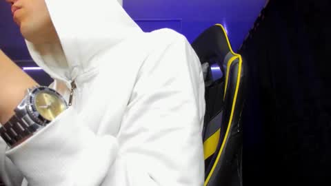 Snapshot of alexgiraldo__ chatting on 11.25.25 alexgiraldo__ online show from 11.25.25