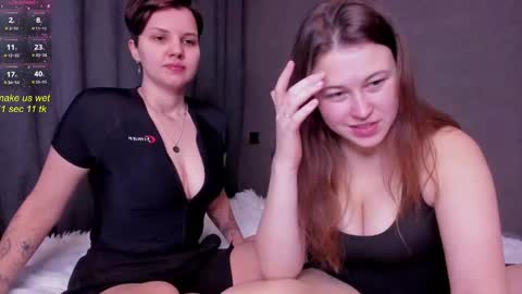 Snapshot of alexiacortez chatting on 12.15.24 Alexia online show from 12.15.24