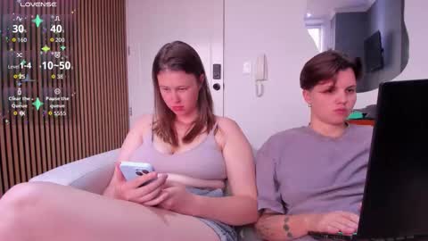 Snapshot of alexiacortez chatting on 12.13.25 Alexia online show from 12.13.25