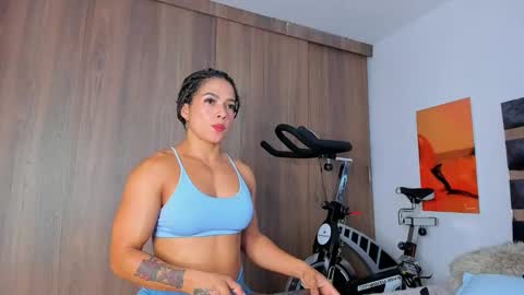 Snapshot of alexiafit chatting on 03.11.25 alexiafit online show from 03.11.25