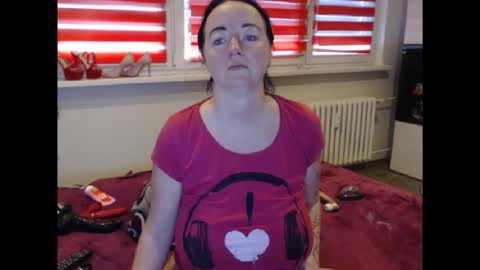 Snapshot of alexie33 chatting on 04.01.26 alexie33 online show from 04.01.26