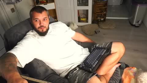 Snapshot of alexirr chatting on 09.10.25 Alex online show from 09.10.25