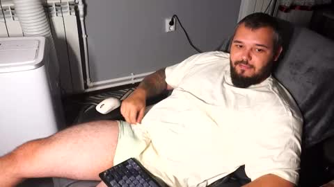 Snapshot of alexirr chatting on 09.13.25 Alex online show from 09.13.25