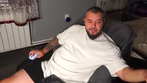 Snapshot of alexirr chatting on 10.25.25 Alex online show from 10.25.25