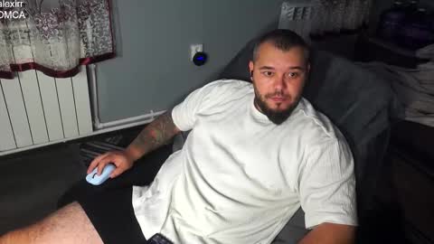 Snapshot of alexirr chatting on 10.26.25 Alex online show from 10.26.25