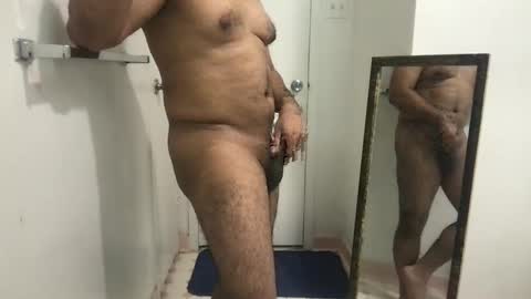 Snapshot of alexis69mm chatting on 12.30.24 Alex online show from 12.30.24