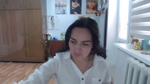 AlexisMillers online show from 10.23.25